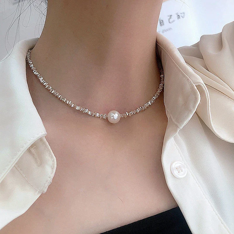 Jaylee - Elegantne helmkaelake